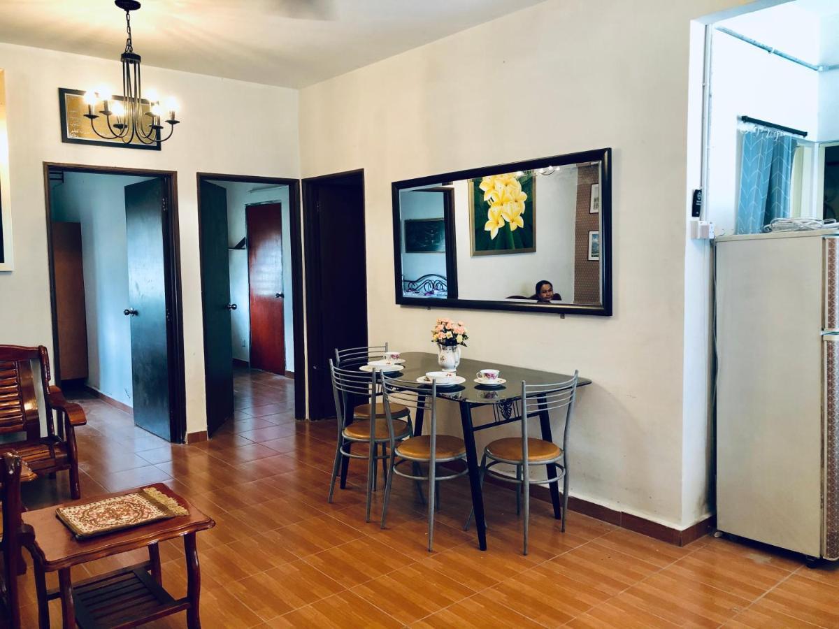 Sinar Ara Homestay Lunas Esterno foto